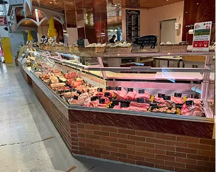 Viandes de boeuf, agneau, veau, porc et volailles proposées par votre artisan Boucher Patrick Bourzat à Bourges et Allogny - Cher (18)