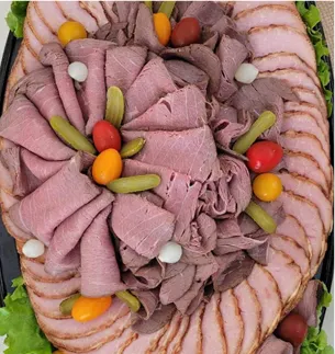 Plateaux de viandes froides pour un buffet, cocktail préparés par voter artisan charcuteire à Bourges et Allogny - Cher (18)