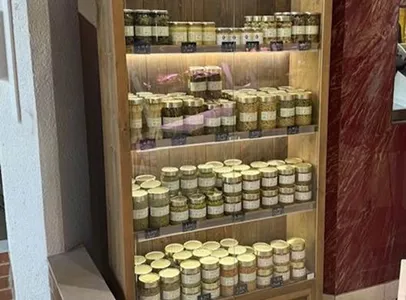 Epicerie fine avec pâtés et terrines, conserves cuisinées, vins locaux, produits de terroir à Bourges et Allogny - Cher (18)